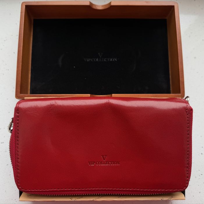 Кожаный кошелёк VIP COLLECTION