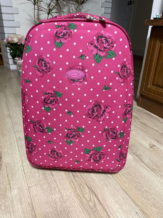 Валіза маленька для літака