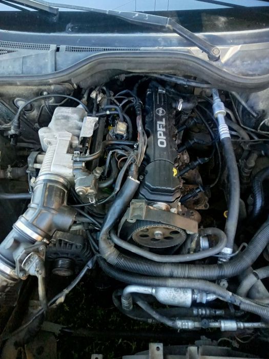 Opel Omega B 2.0i