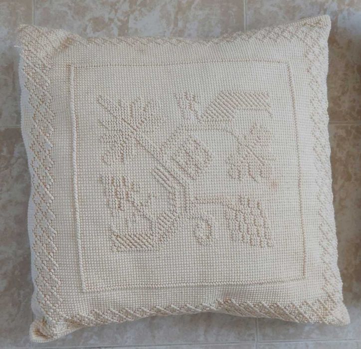 Conjunto 2 almofadas (novas)