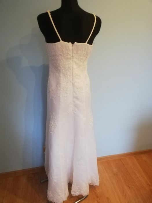 Suknia ślubna biała zdobiona m 38