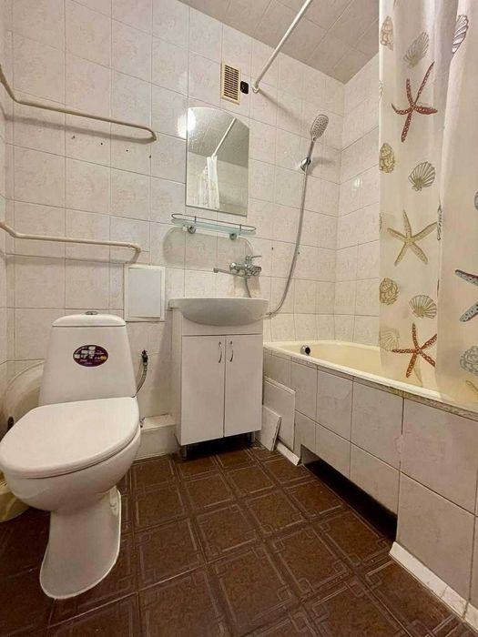 Продаж 2-ної квартири, Піонерська