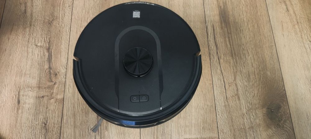 Cleanova W11 – robot sprzątający 2 w 1