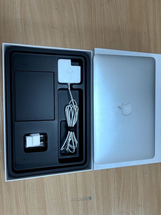 Apple MacBook Air 11 A1465 128Gb