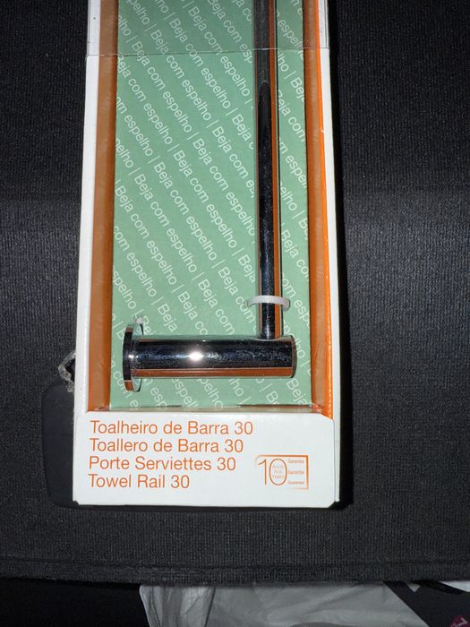 Toalheiros wc novos