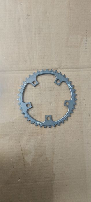 Zębatka BBB BCR-32C.  39T/210mm.  9/10 speed.  Campagnolo.