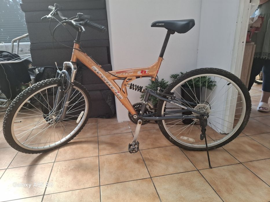 Rower górski z amortyzatorami