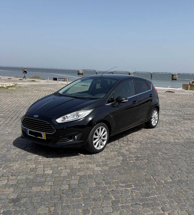 Ford Fiesta 1.0 T EcoBoost 100cv Titanium
