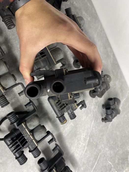 Клапан Пічки БМВ Е39 Е46 Е38 Е53 Е60 Е65 Отопителя Води Кран Печки