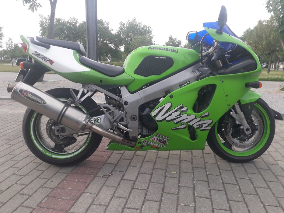 Kawasaki ZX7 R in excellent condition