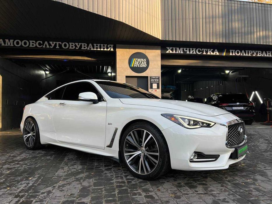 Infiniti Q60 2017