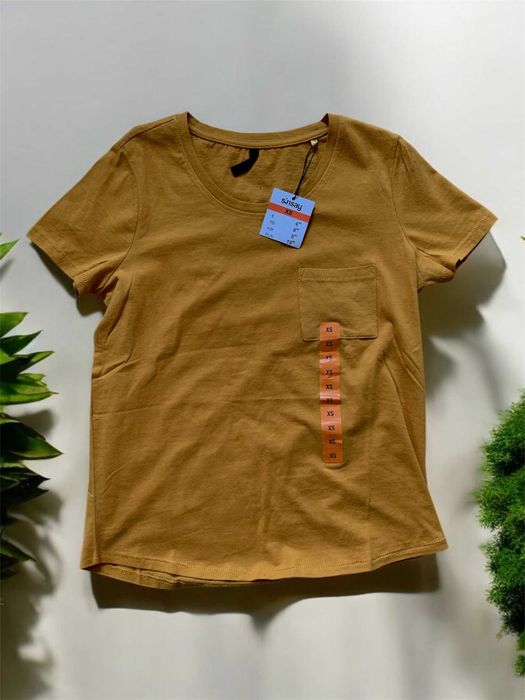 Musztardowa koszulka T-shirt SinSay