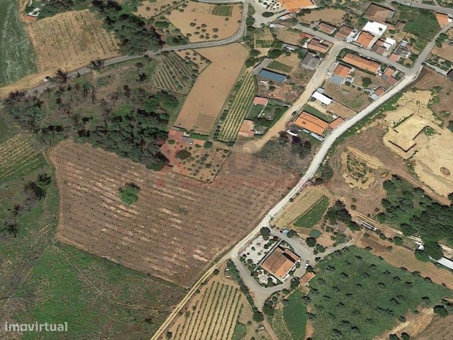 Terreno para construção na Folgosa da Madalena — Santiago, Guarda