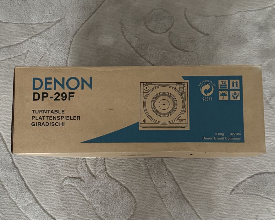 Програвач вінілових дисків Denon DP-29F