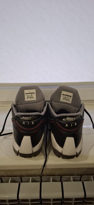 Кроссовки Jordan р.42