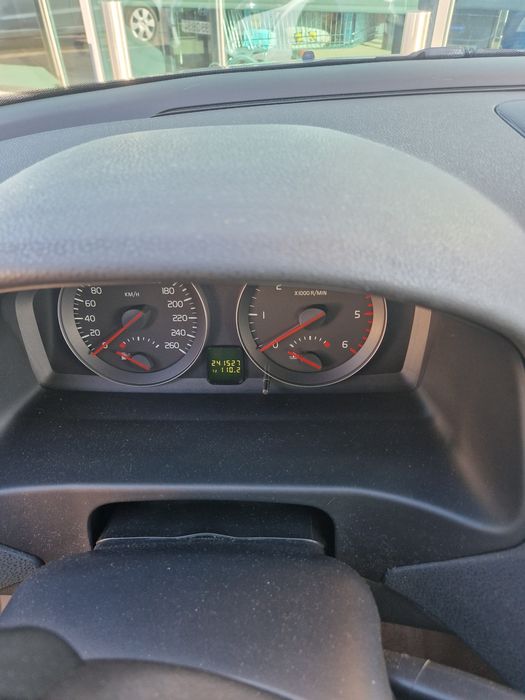 Volvo v50 diesel