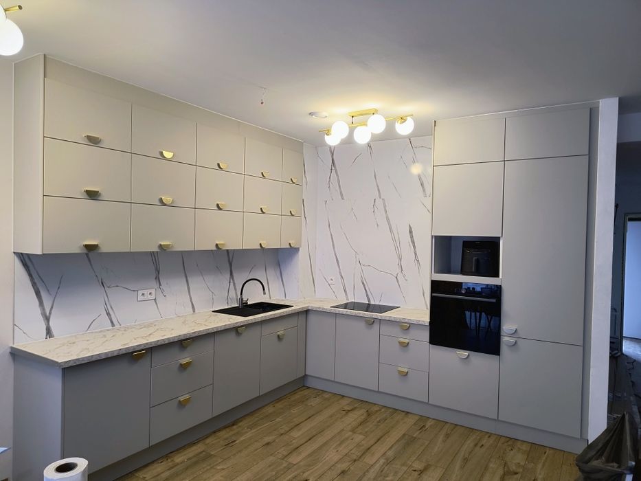 Montaż mebli systemowych