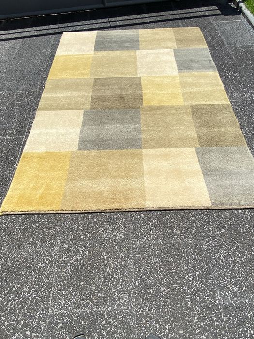 Venda de carpet em bom estado