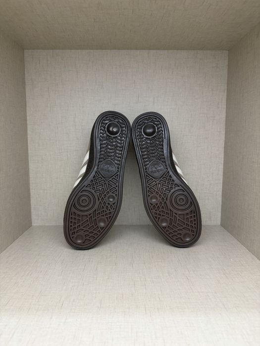 Adidas spezial chalky brown