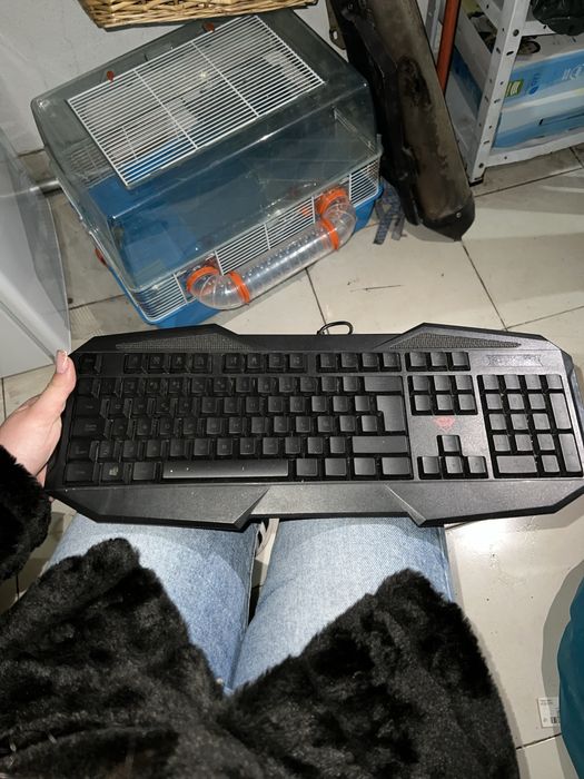 Teclado gaming novo