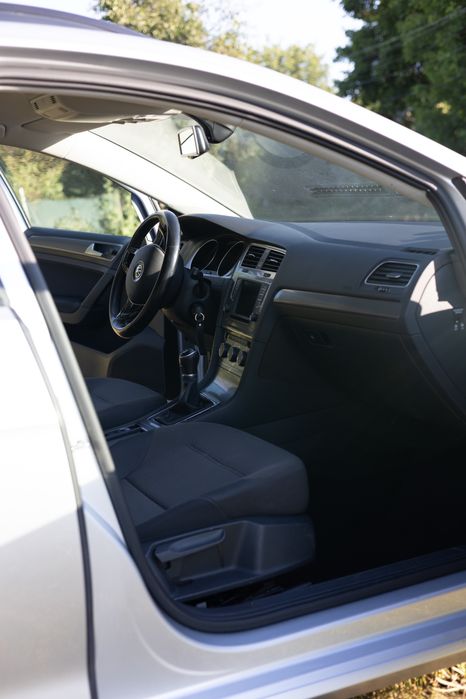 Volkswagen Golf VII TDI bluemotion 1.6