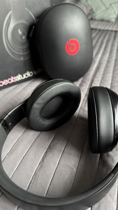 Beats by Dr. Dre Studio 2
