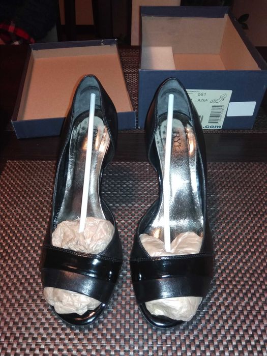 Buty damskie szpilki