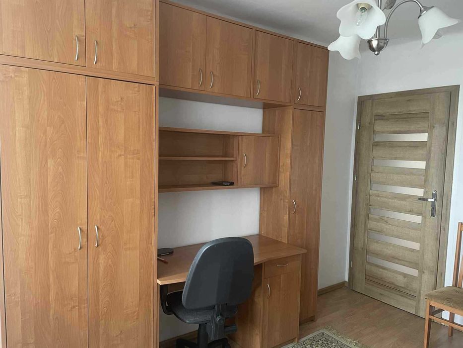 wynajmę pokój jedno- lub dwuosobowy dla studentów