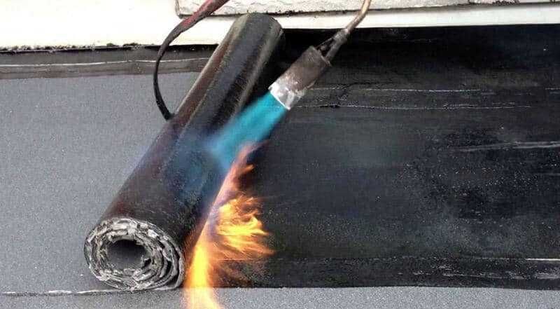 Krycie Dachów Papą Termozgrzewalną - Remonty i Naprawy