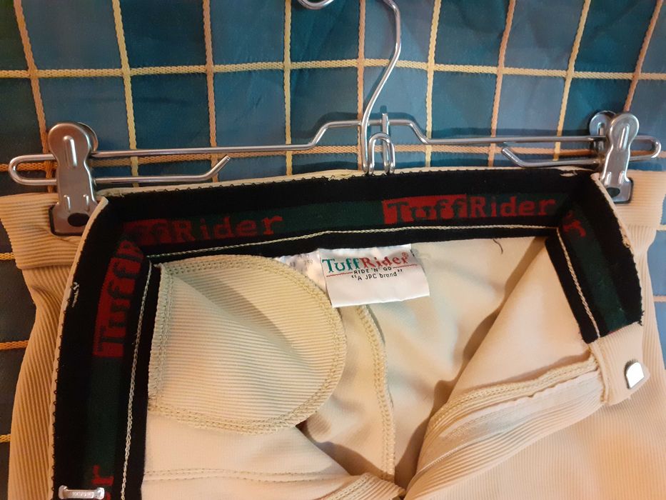 Toque de equitação Somerset Hunt e calças TuffRider - baixa de preço