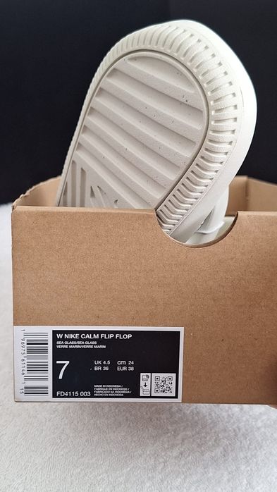 Тапки W Nike Calm Flip Flop,  FD4115 003 US7 EU38  24cm