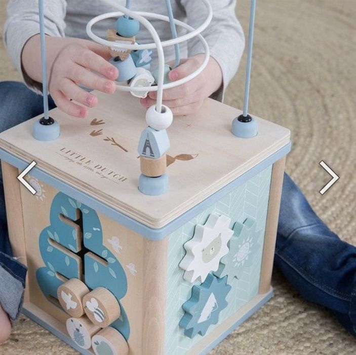Little Dutch Cubo de Atividades em Madeira