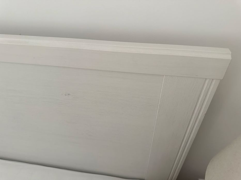 Lóżko drewniane w kolorze białym IKEA 160/200