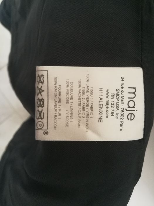 Elegante Casaco com Capuz