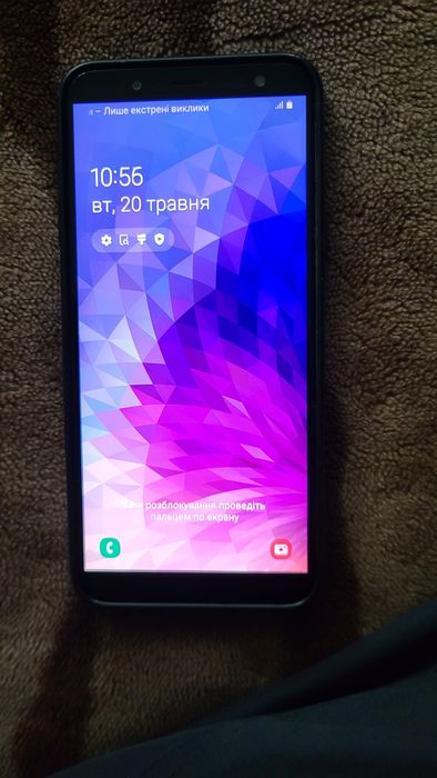 Смартфон самсунг g6