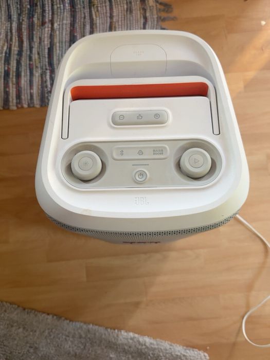 Vendo Coluna JBL Party Box 120 branca