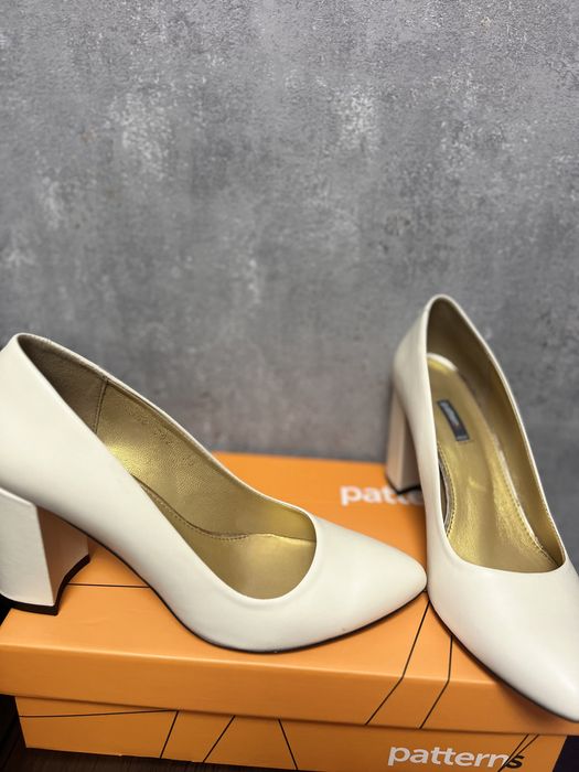 Шкіряні туфлі