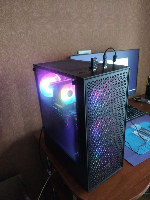 Системный блок ryzen 5600, В550М, DDR4 8+8