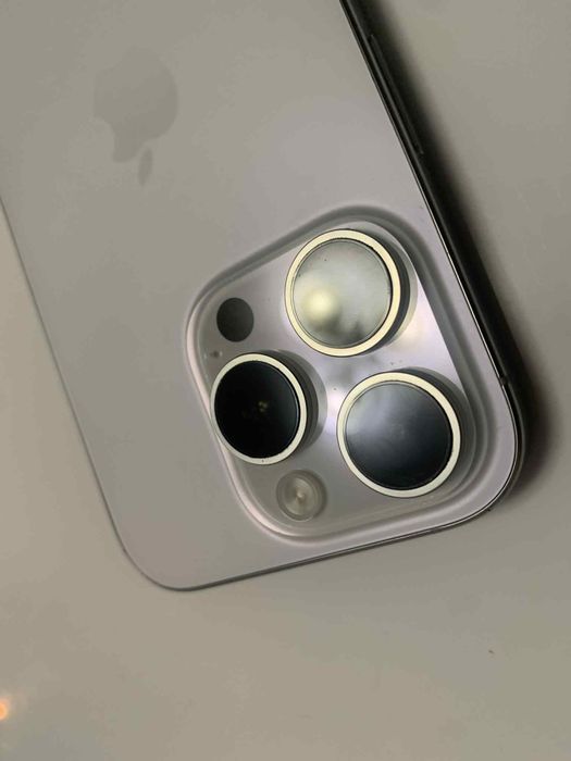 Iphone 16 pro 99% baterii zamienie na 15 pro max
