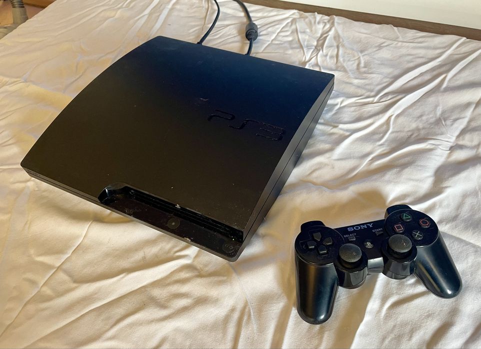 PS3 Slim 160 GB pudełko + pad + instrukcje CECH-3004A