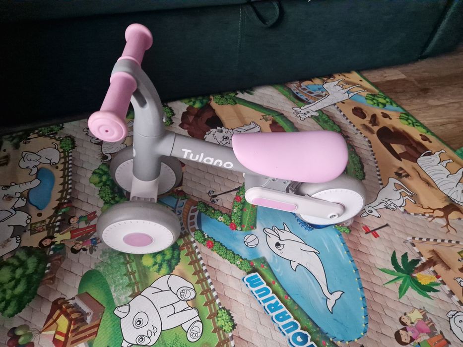 Rower biegowy prawie nowy,skladany