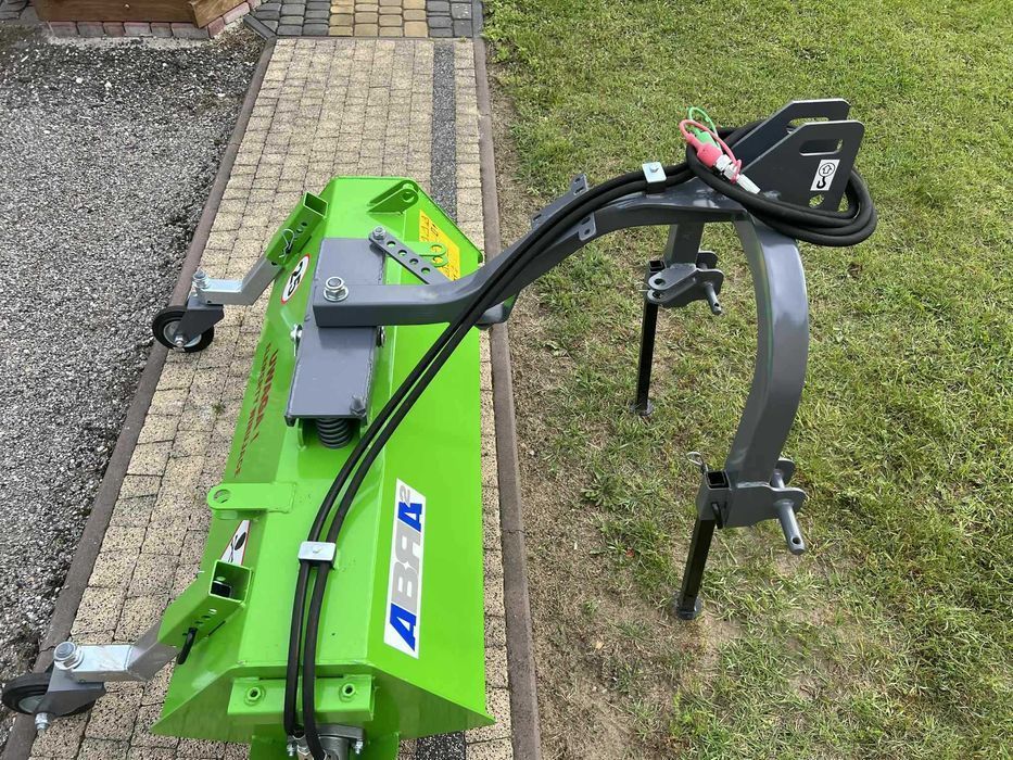 zamiatarka hydrauliczna na tuz, wózek widłowy, euroramka transport