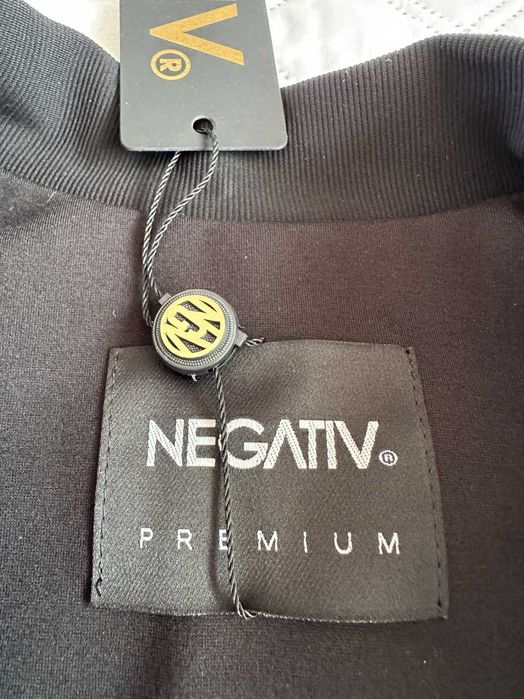 Półsportowy kompelt Negativ Premium(bomberka+spodnie) NOWY! S
