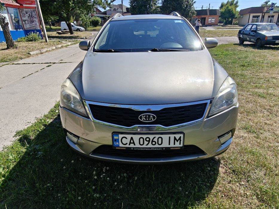 Kia Ceed 1.6d автомат