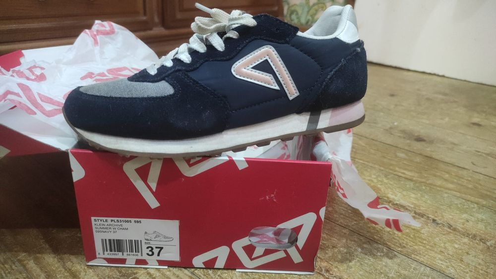 Sapatilhas Pepe jeans tamanho 37