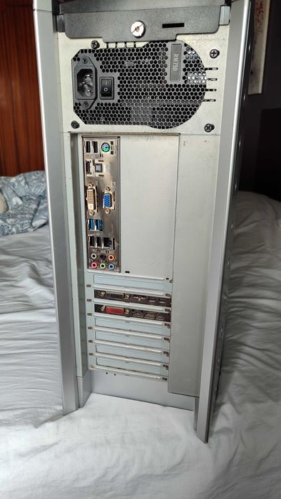PC Gaming com  24GB Ram