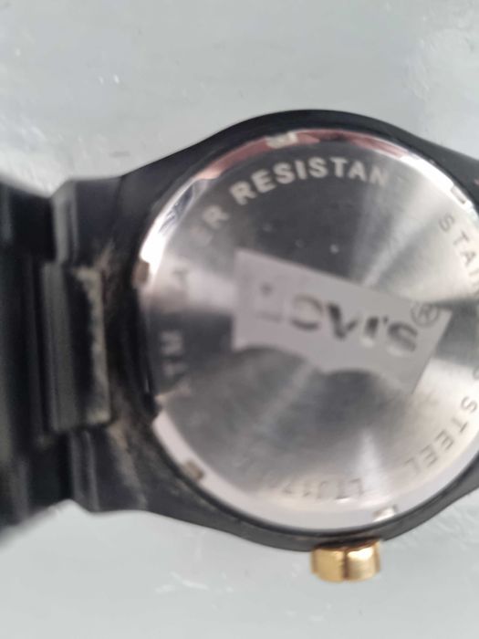 Наручные  часы Levis (Tissot).(Кварцевые)Из вороненой стали.