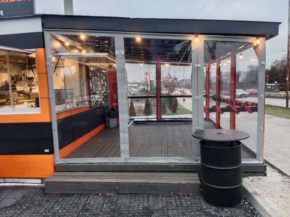 Plandeki na tarasy i zabudowy róznorodne