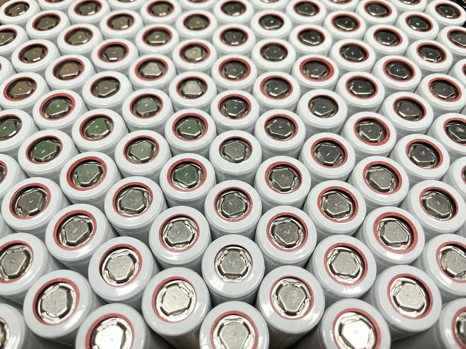 Акумулятори tesla 18650