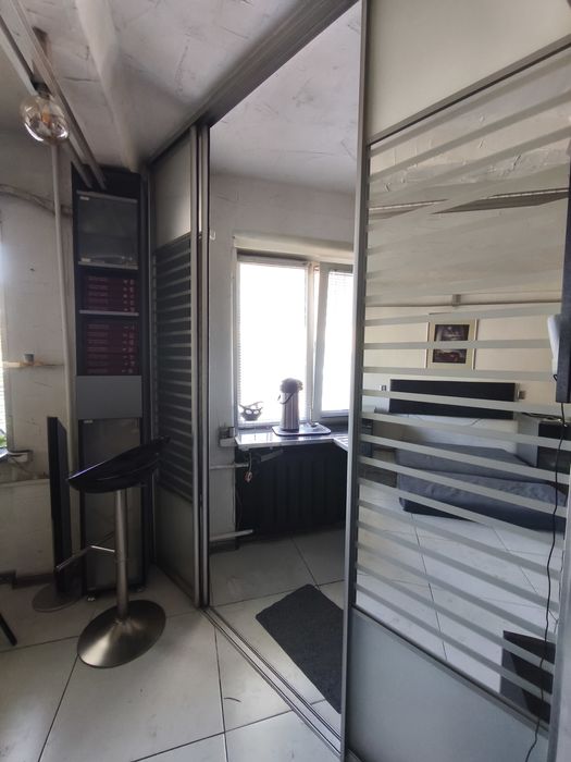 Без% м Олімпійська  , м. Палац України , Велика Васильківська